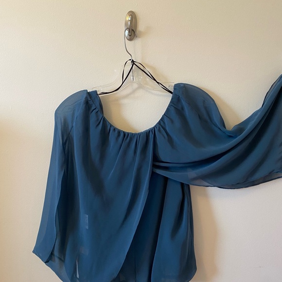 #101 - NWT Dex Dark Teal Chiffon Top; Size Medium - Picture 2 of 6